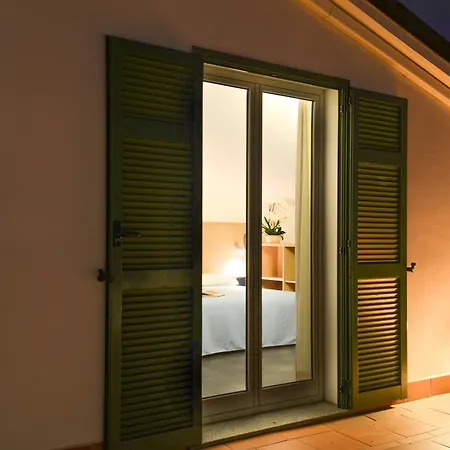 Residence Dei Fiori Pietra Ligure Exterior photo